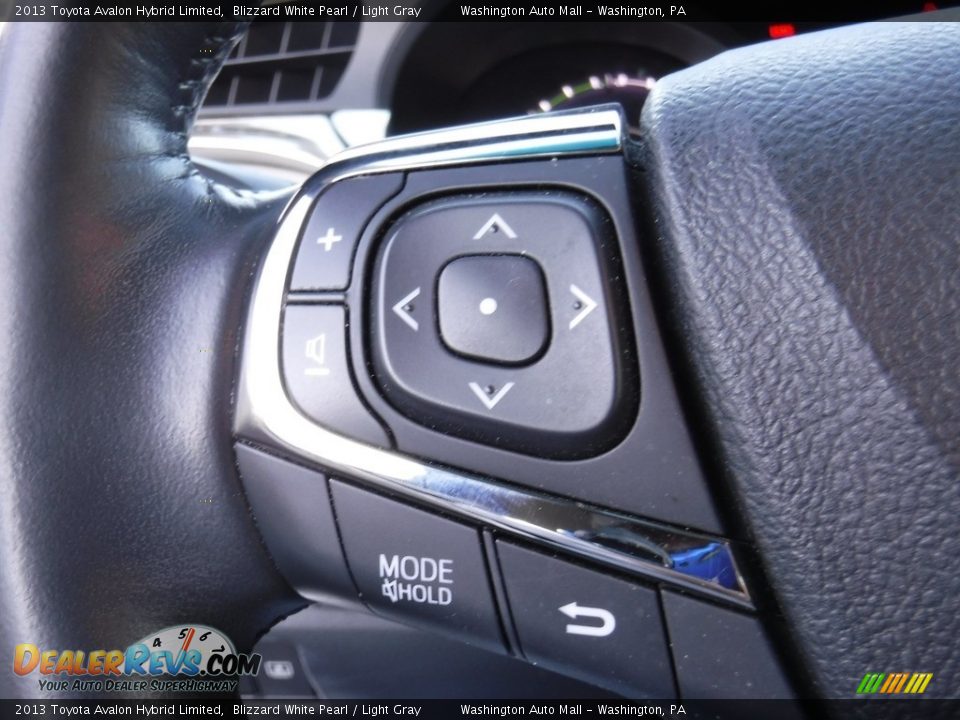 2013 Toyota Avalon Hybrid Limited Blizzard White Pearl / Light Gray Photo #24