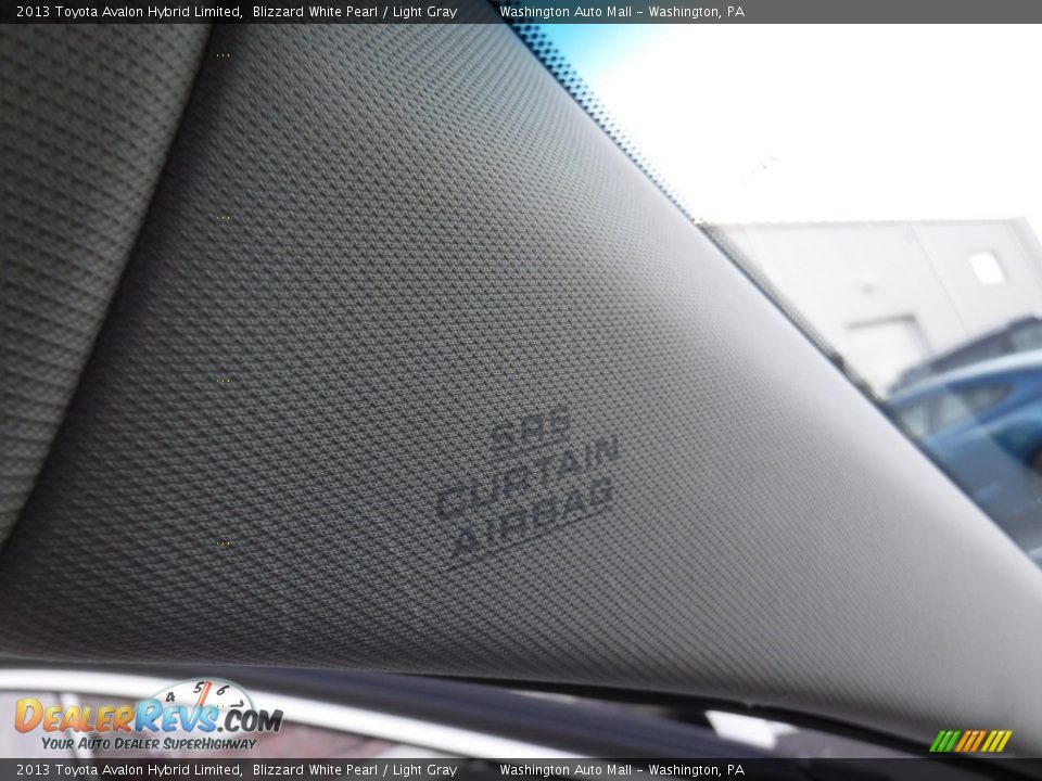 2013 Toyota Avalon Hybrid Limited Blizzard White Pearl / Light Gray Photo #25