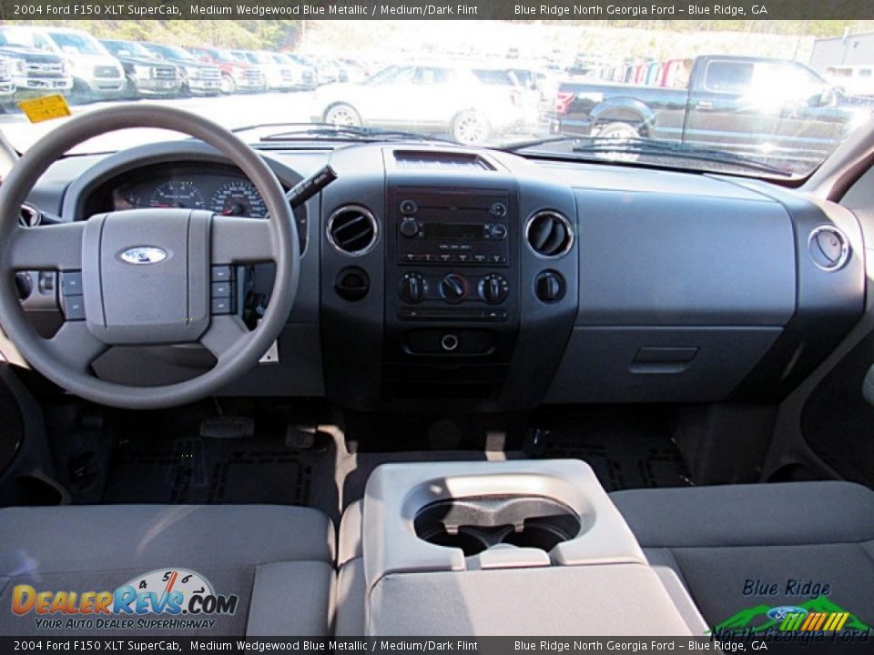 2004 Ford F150 XLT SuperCab Medium Wedgewood Blue Metallic / Medium/Dark Flint Photo #17