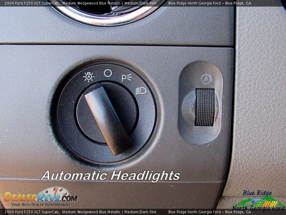 2004 Ford F150 XLT SuperCab Medium Wedgewood Blue Metallic / Medium/Dark Flint Photo #22