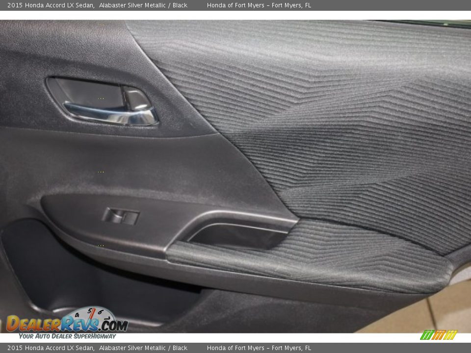 2015 Honda Accord LX Sedan Alabaster Silver Metallic / Black Photo #26