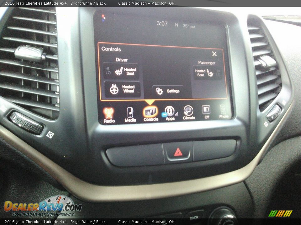 2016 Jeep Cherokee Latitude 4x4 Bright White / Black Photo #12