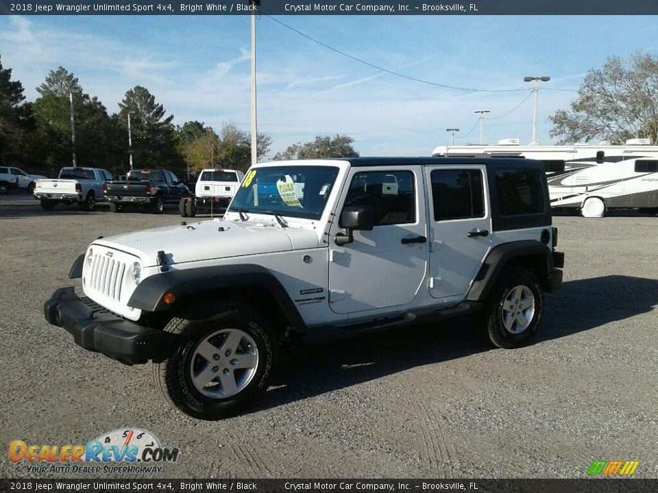 2018 Jeep Wrangler Unlimited Sport 4x4 Bright White / Black Photo #1