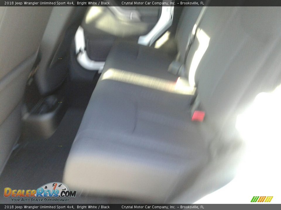 2018 Jeep Wrangler Unlimited Sport 4x4 Bright White / Black Photo #10