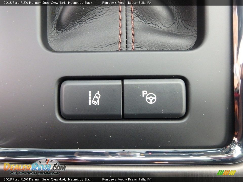 2018 Ford F150 Platinum SuperCrew 4x4 Magnetic / Black Photo #16