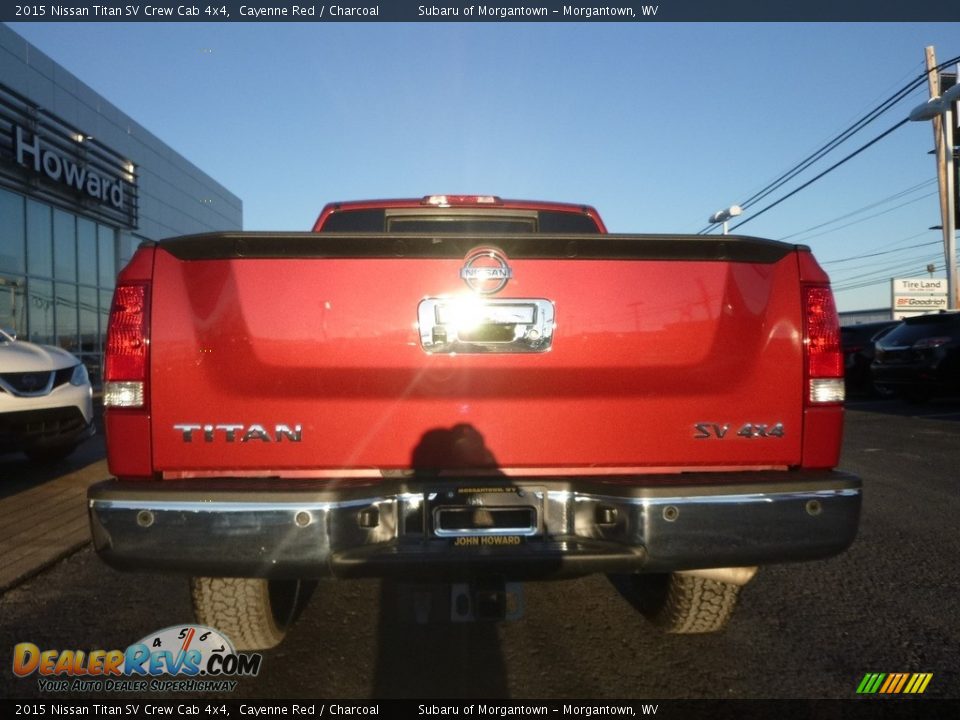 2015 Nissan Titan SV Crew Cab 4x4 Cayenne Red / Charcoal Photo #5
