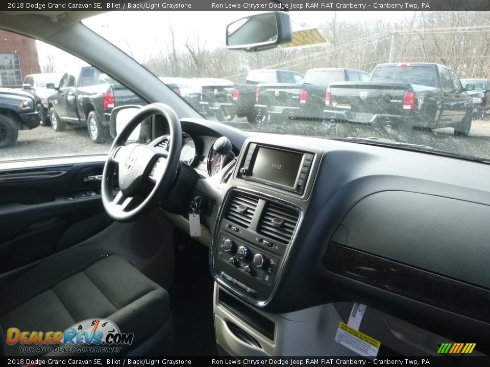 2018 Dodge Grand Caravan SE Billet / Black/Light Graystone Photo #12