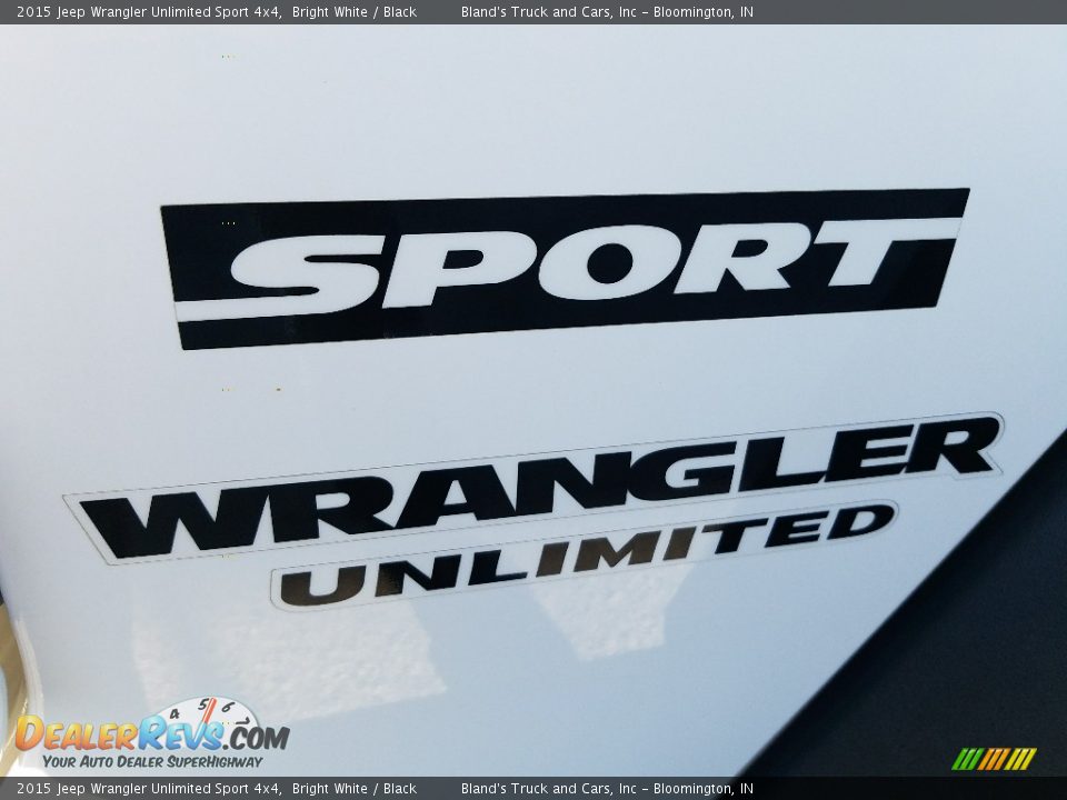 2015 Jeep Wrangler Unlimited Sport 4x4 Bright White / Black Photo #8