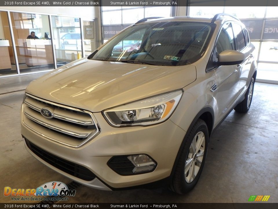 2018 Ford Escape SE 4WD White Gold / Charcoal Black Photo #4