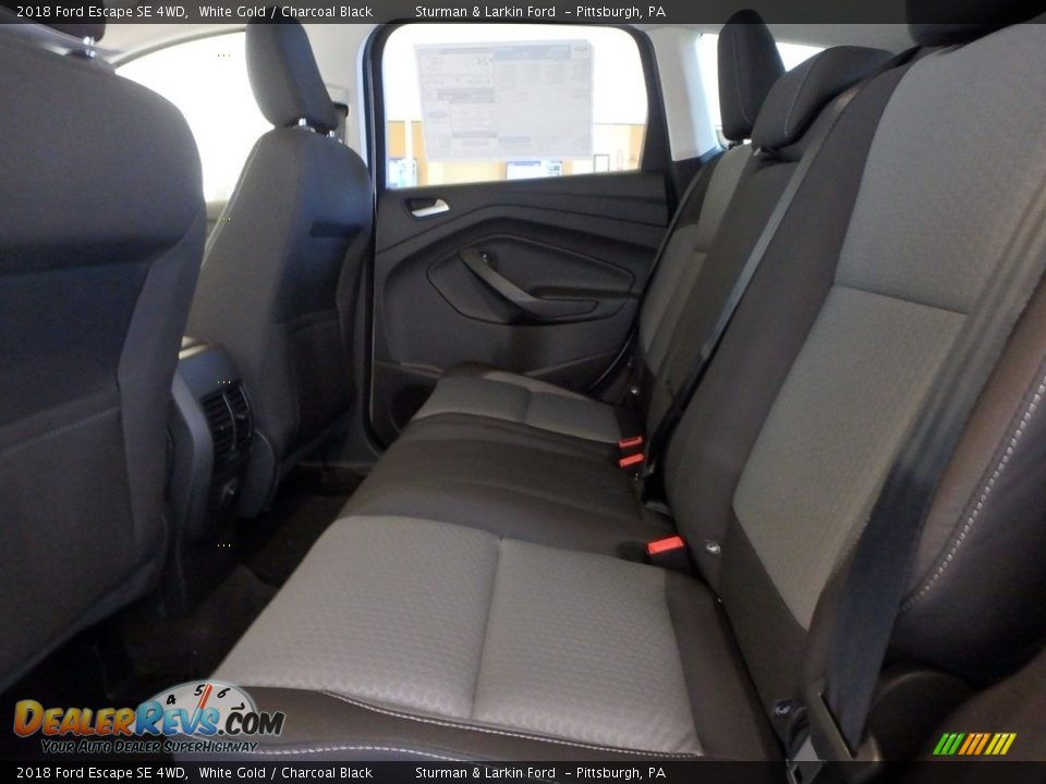 2018 Ford Escape SE 4WD White Gold / Charcoal Black Photo #7