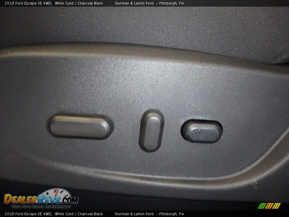 2018 Ford Escape SE 4WD White Gold / Charcoal Black Photo #11