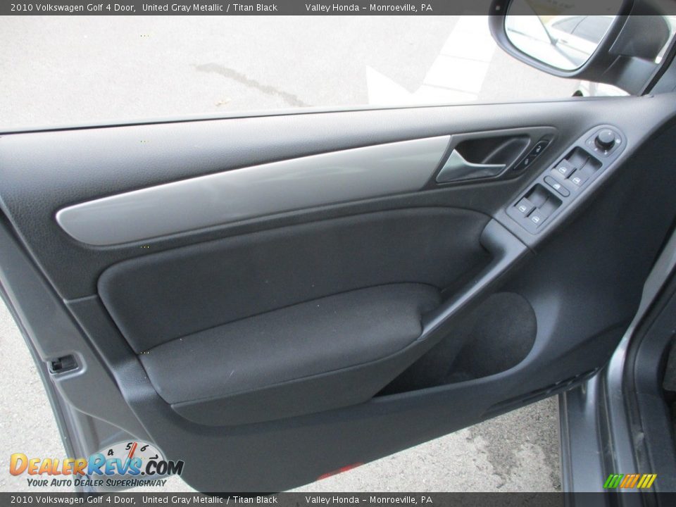 2010 Volkswagen Golf 4 Door United Gray Metallic / Titan Black Photo #10