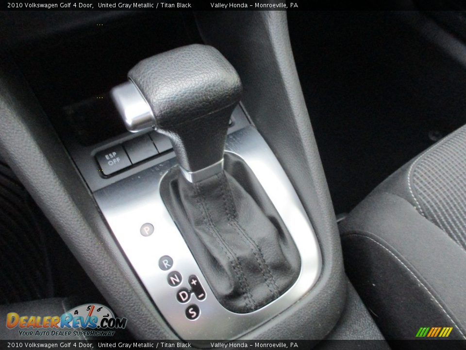 2010 Volkswagen Golf 4 Door United Gray Metallic / Titan Black Photo #15