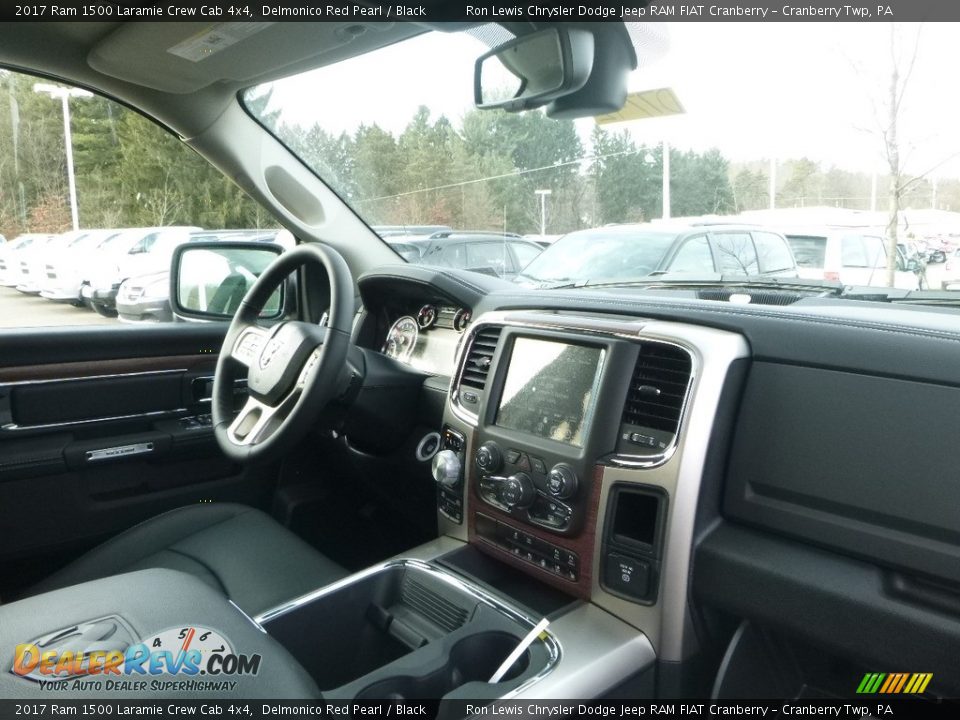 2017 Ram 1500 Laramie Crew Cab 4x4 Delmonico Red Pearl / Black Photo #11