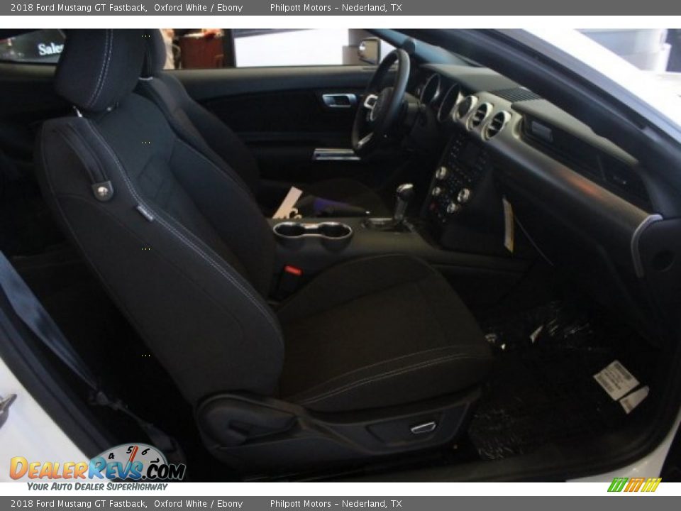2018 Ford Mustang GT Fastback Oxford White / Ebony Photo #26