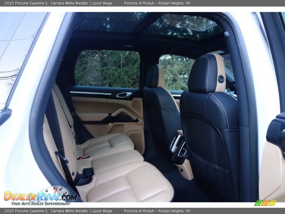 2015 Porsche Cayenne S Carrara White Metallic / Luxor Beige Photo #17