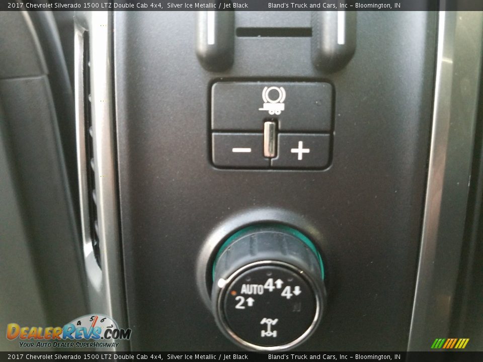 2017 Chevrolet Silverado 1500 LTZ Double Cab 4x4 Silver Ice Metallic / Jet Black Photo #15