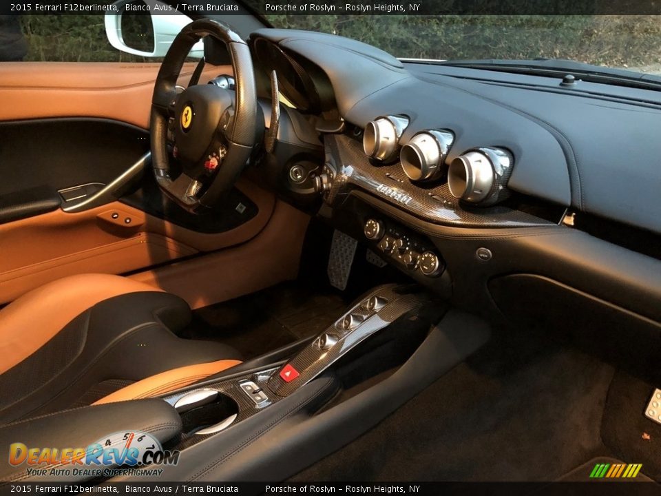 Controls of 2015 Ferrari F12berlinetta  Photo #25
