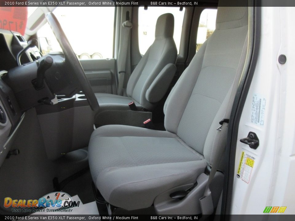 2010 Ford E Series Van E350 XLT Passenger Oxford White / Medium Flint Photo #30