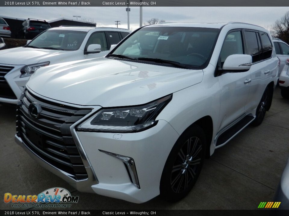 Front 3/4 View of 2018 Lexus LX 570 Photo #1