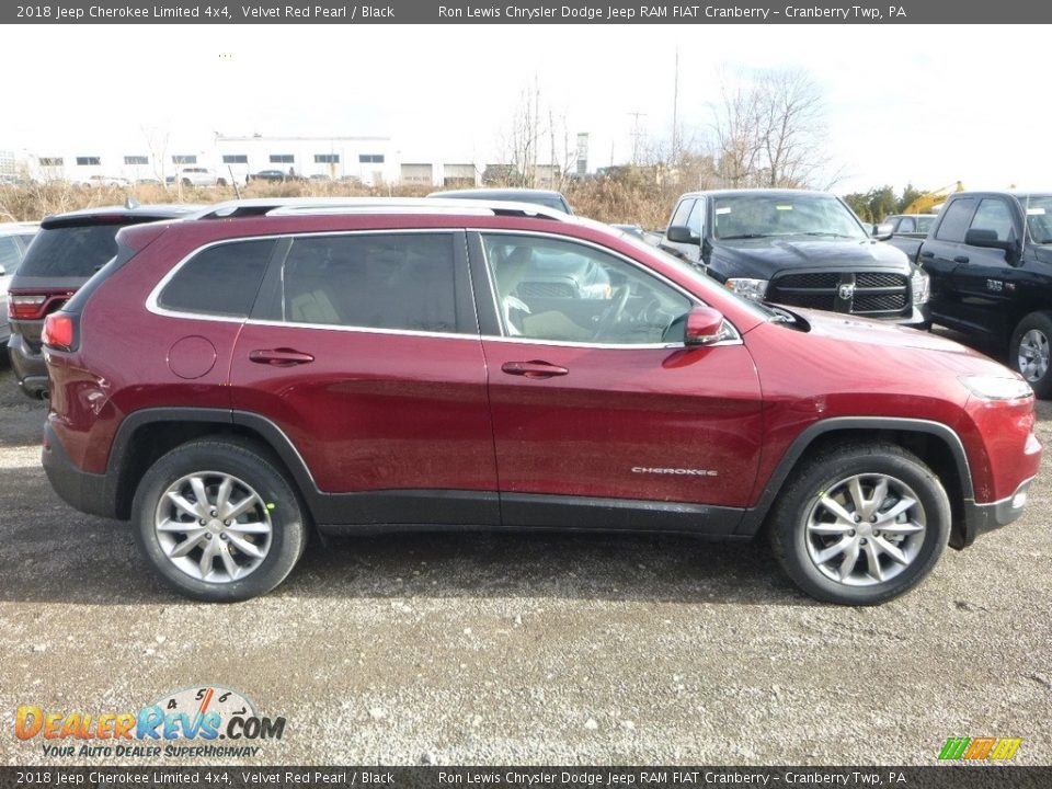 2018 Jeep Cherokee Limited 4x4 Velvet Red Pearl / Black Photo #5