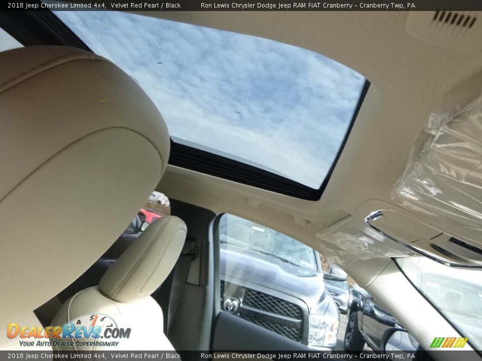 2018 Jeep Cherokee Limited 4x4 Velvet Red Pearl / Black Photo #11