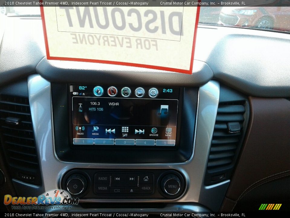 2018 Chevrolet Tahoe Premier 4WD Iridescent Pearl Tricoat / Cocoa/­Mahogany Photo #15