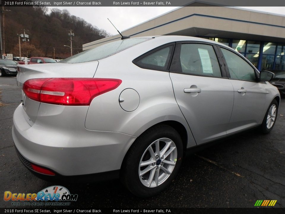 2018 Ford Focus SE Sedan Ingot Silver / Charcoal Black Photo #2