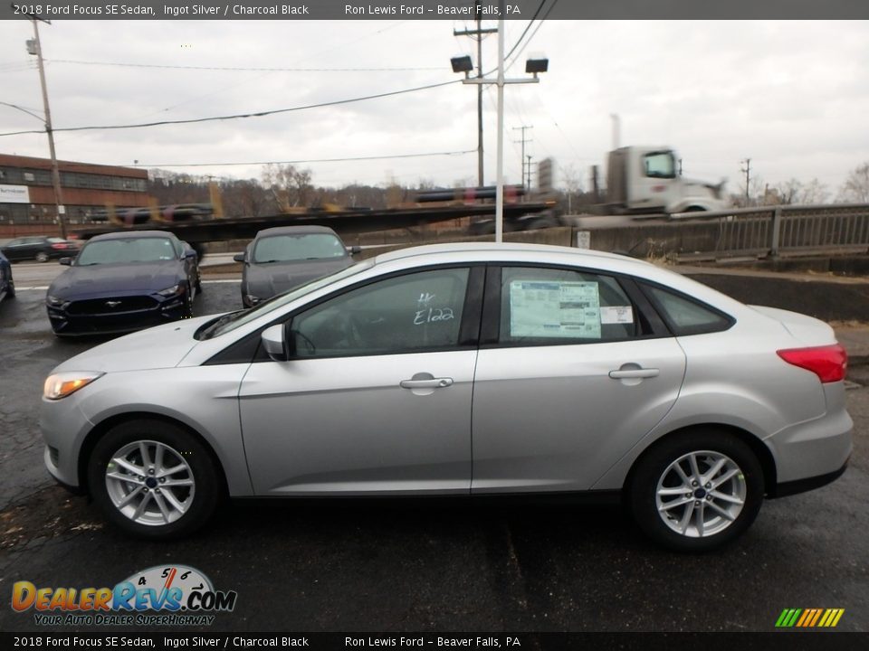 2018 Ford Focus SE Sedan Ingot Silver / Charcoal Black Photo #5
