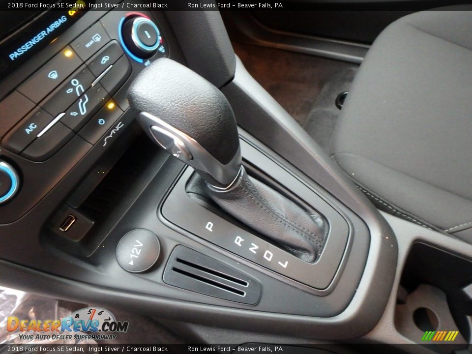 2018 Ford Focus SE Sedan Ingot Silver / Charcoal Black Photo #17