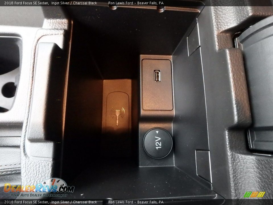 2018 Ford Focus SE Sedan Ingot Silver / Charcoal Black Photo #20