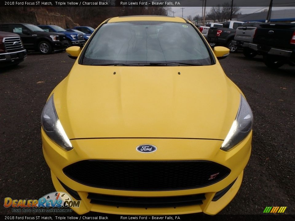2018 Ford Focus ST Hatch Triple Yellow / Charcoal Black Photo #8