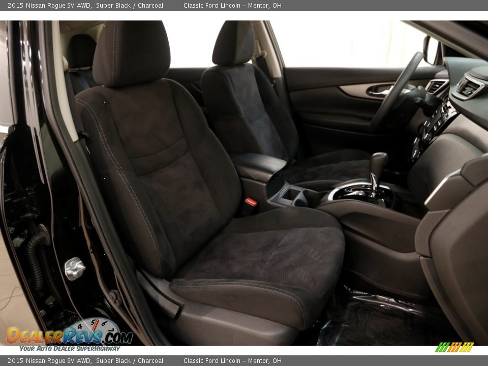 2015 Nissan Rogue SV AWD Super Black / Charcoal Photo #13
