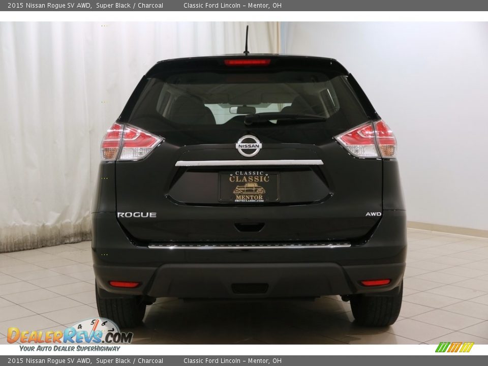 2015 Nissan Rogue SV AWD Super Black / Charcoal Photo #16