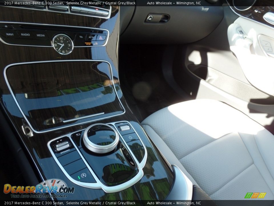 2017 Mercedes-Benz C 300 Sedan Selenite Grey Metallic / Crystal Grey/Black Photo #19