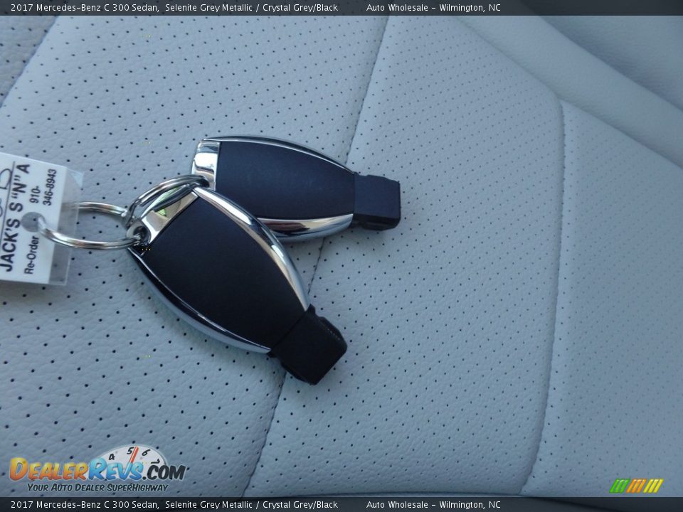 2017 Mercedes-Benz C 300 Sedan Selenite Grey Metallic / Crystal Grey/Black Photo #20