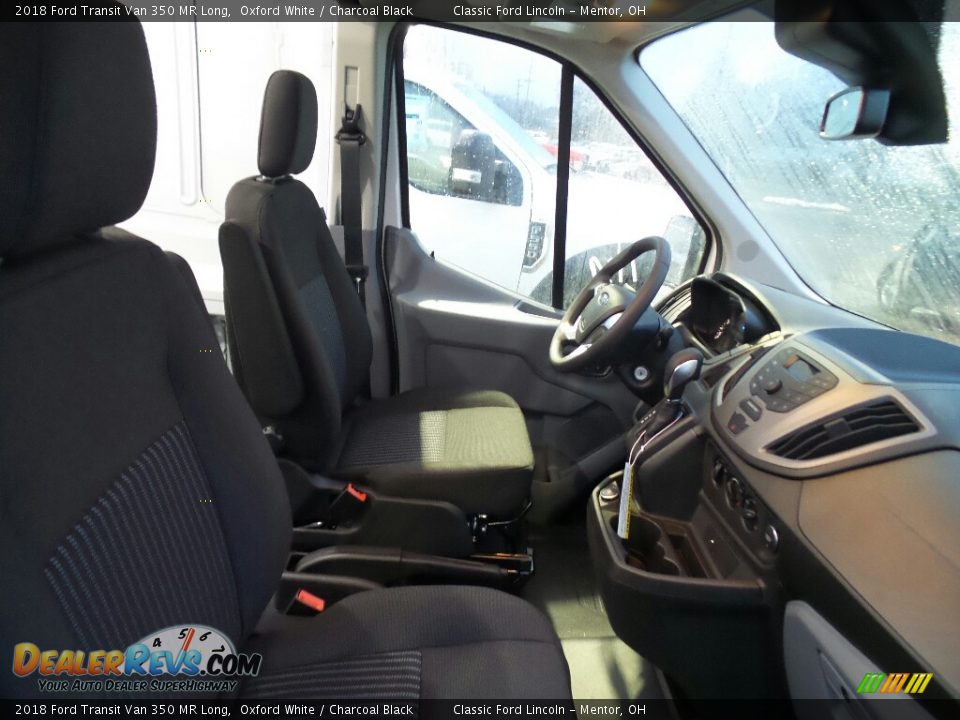 2018 Ford Transit Van 350 MR Long Oxford White / Charcoal Black Photo #4