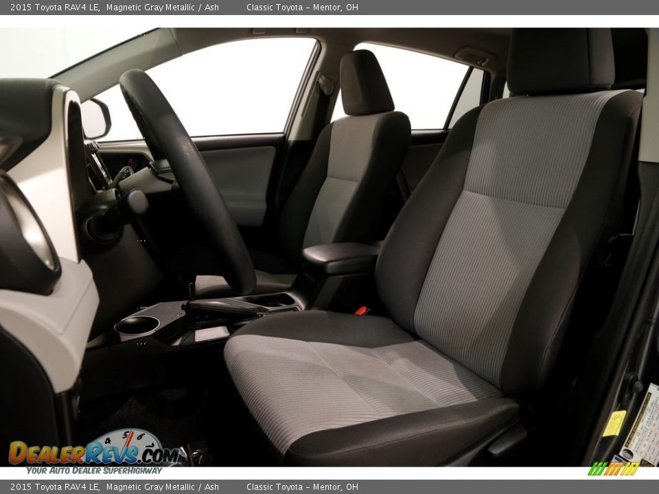 2015 Toyota RAV4 LE Magnetic Gray Metallic / Ash Photo #5