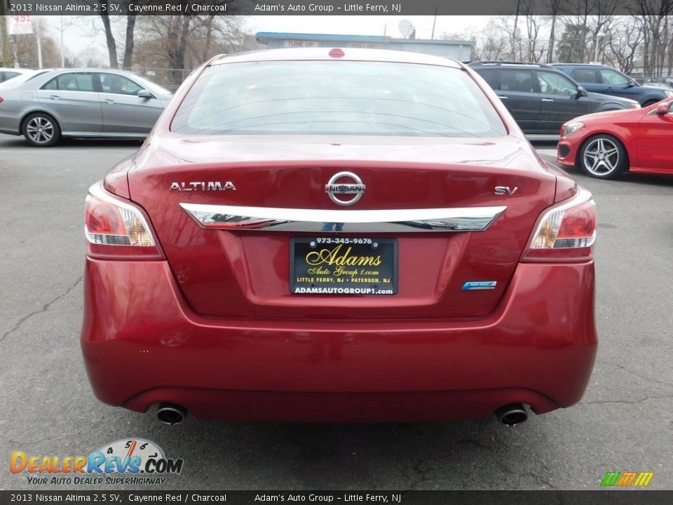 2013 Nissan Altima 2.5 SV Cayenne Red / Charcoal Photo #6