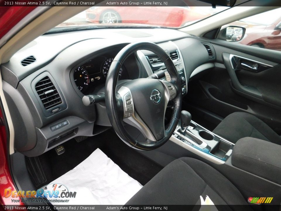 2013 Nissan Altima 2.5 SV Cayenne Red / Charcoal Photo #12