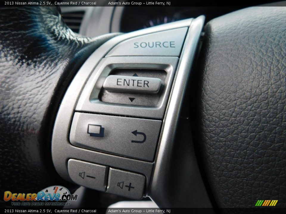 2013 Nissan Altima 2.5 SV Cayenne Red / Charcoal Photo #16