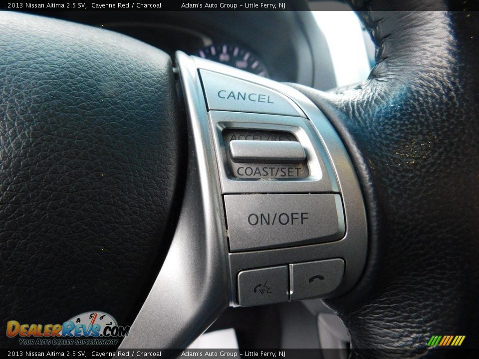 2013 Nissan Altima 2.5 SV Cayenne Red / Charcoal Photo #17