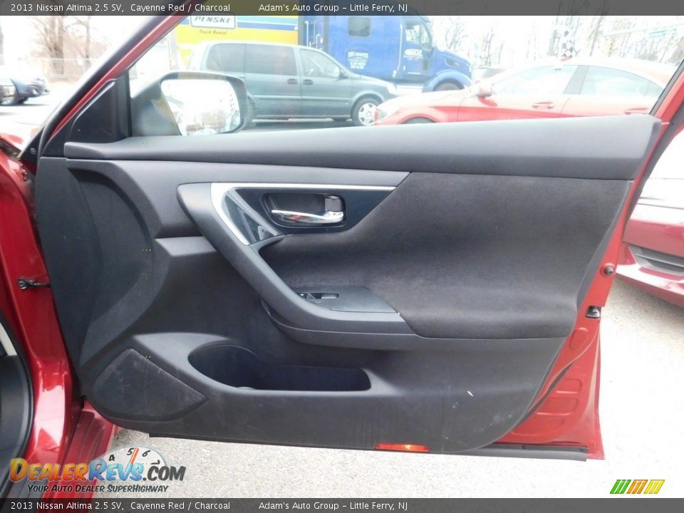 2013 Nissan Altima 2.5 SV Cayenne Red / Charcoal Photo #20