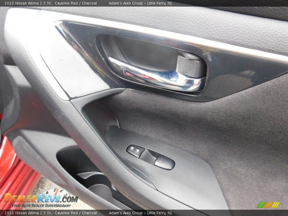 2013 Nissan Altima 2.5 SV Cayenne Red / Charcoal Photo #21