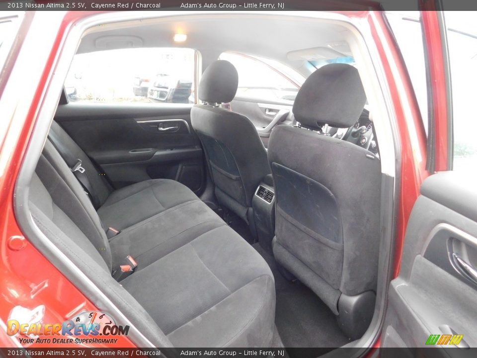 2013 Nissan Altima 2.5 SV Cayenne Red / Charcoal Photo #25