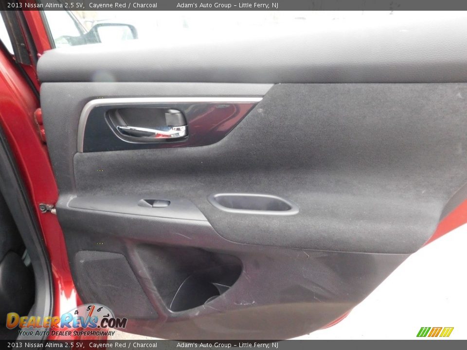 2013 Nissan Altima 2.5 SV Cayenne Red / Charcoal Photo #27