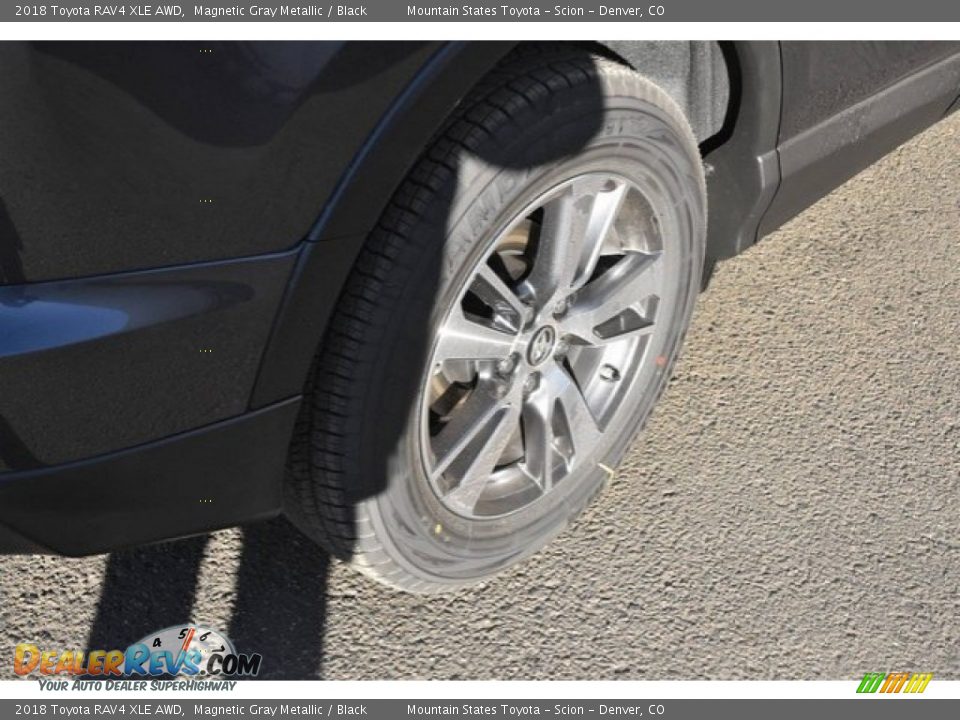 2018 Toyota RAV4 XLE AWD Magnetic Gray Metallic / Black Photo #9
