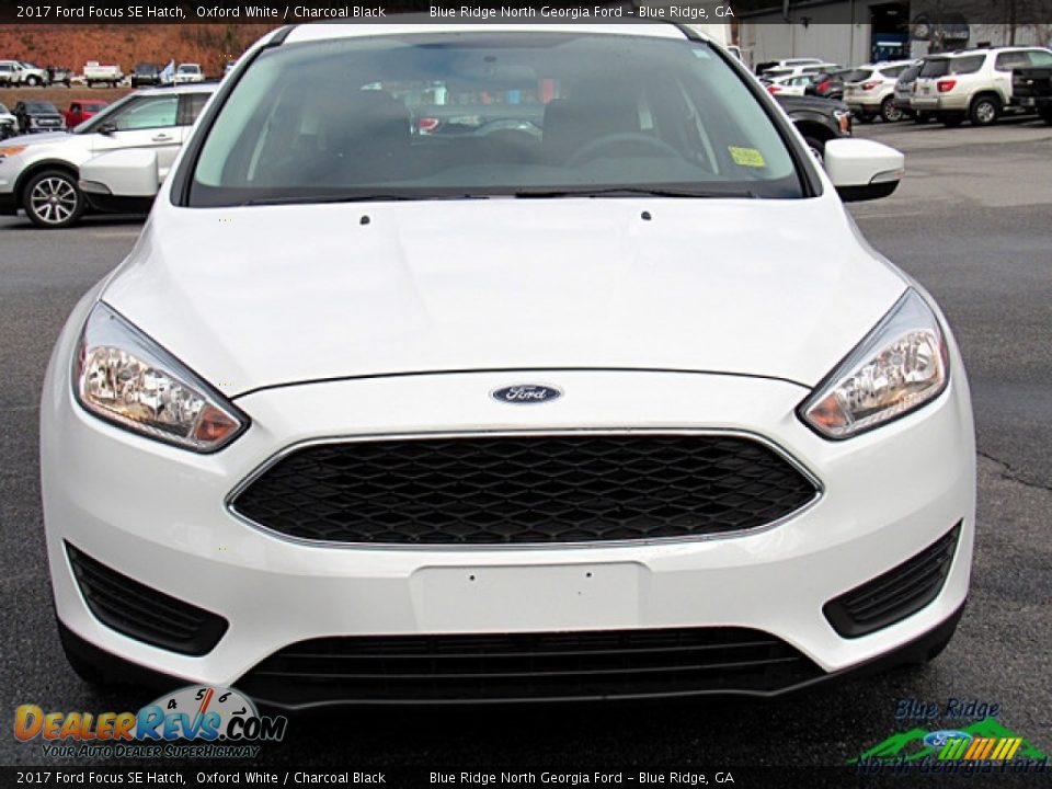 2017 Ford Focus SE Hatch Oxford White / Charcoal Black Photo #7