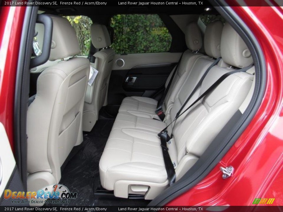 Rear Seat of 2017 Land Rover Discovery SE Photo #5