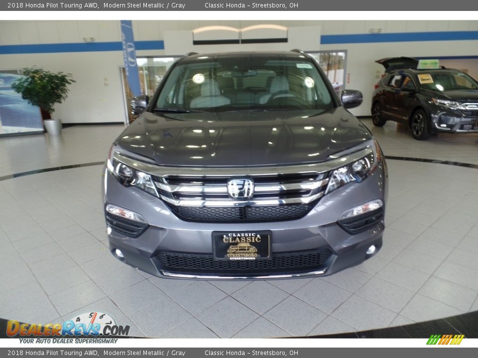 2018 Honda Pilot Touring AWD Modern Steel Metallic / Gray Photo #3
